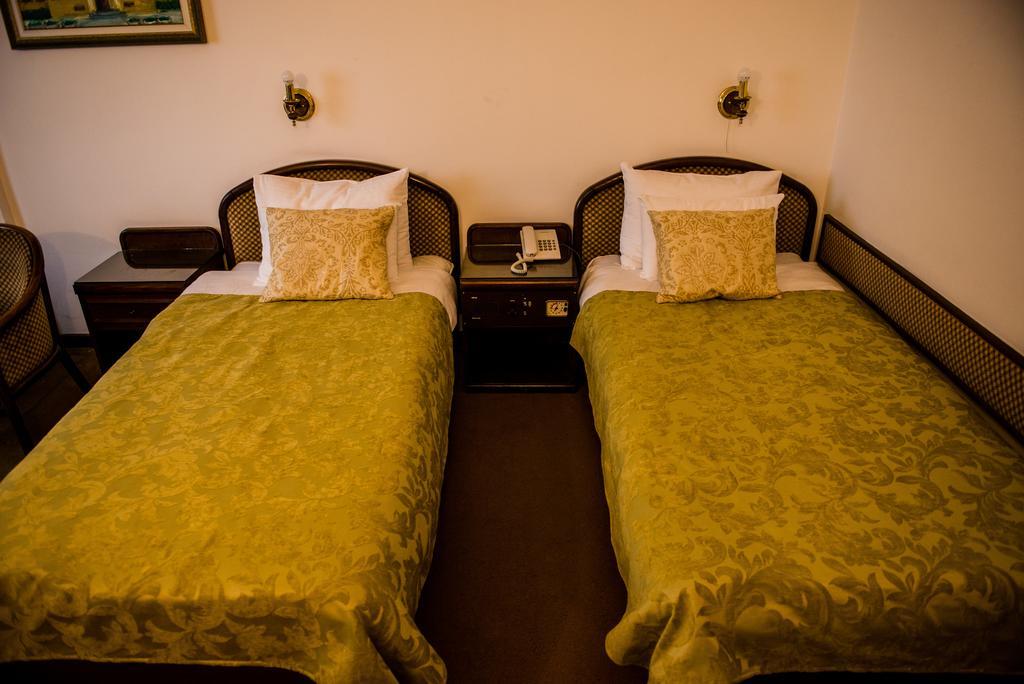 Hotel Grand Valjevo Exterior foto